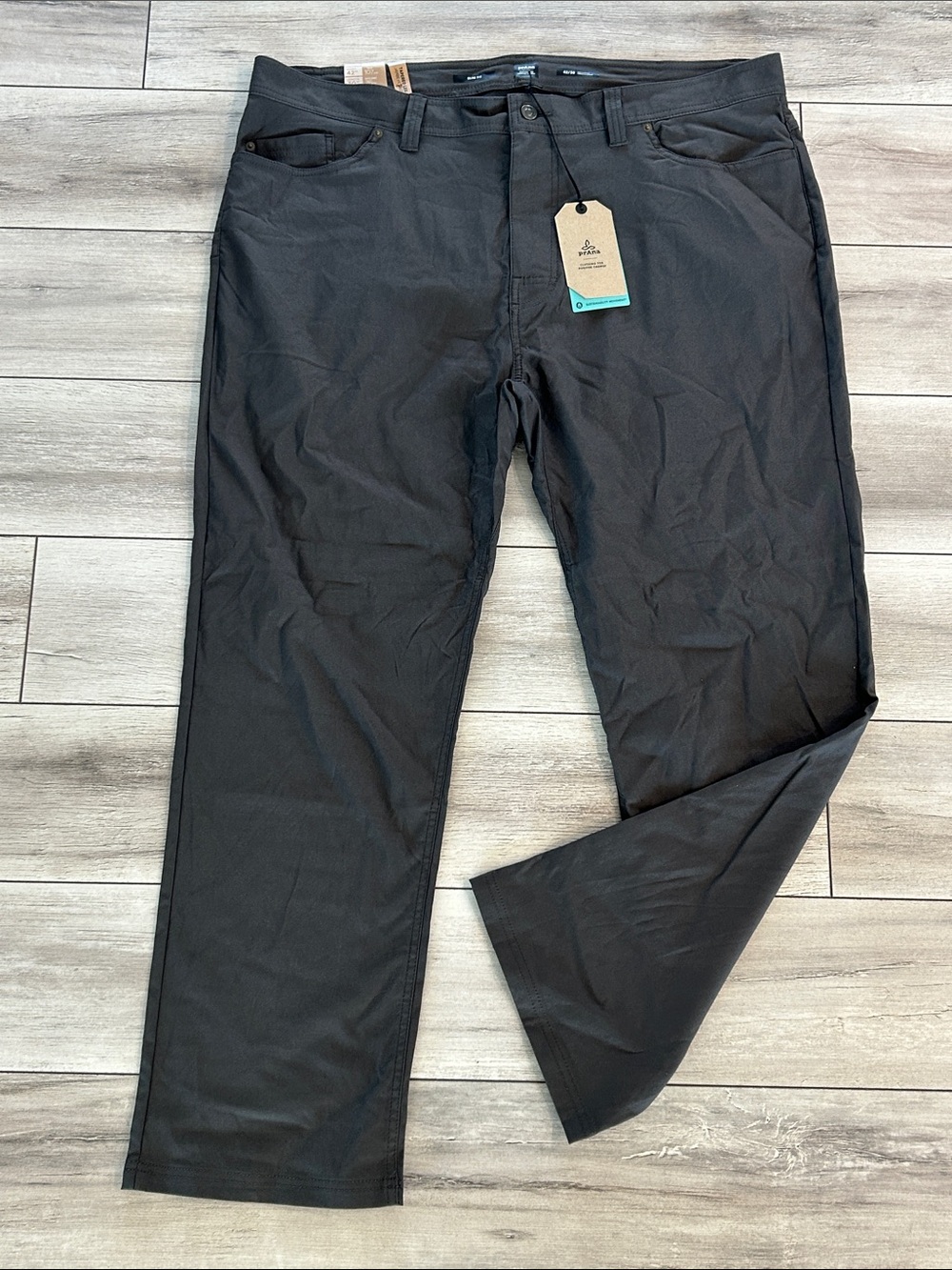Prana Men's Brion Slim Pant II in gray size 42x30 NWT